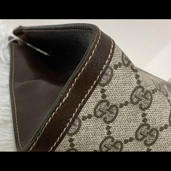 Vintage Gucci Pouch - Picture 8 of 17